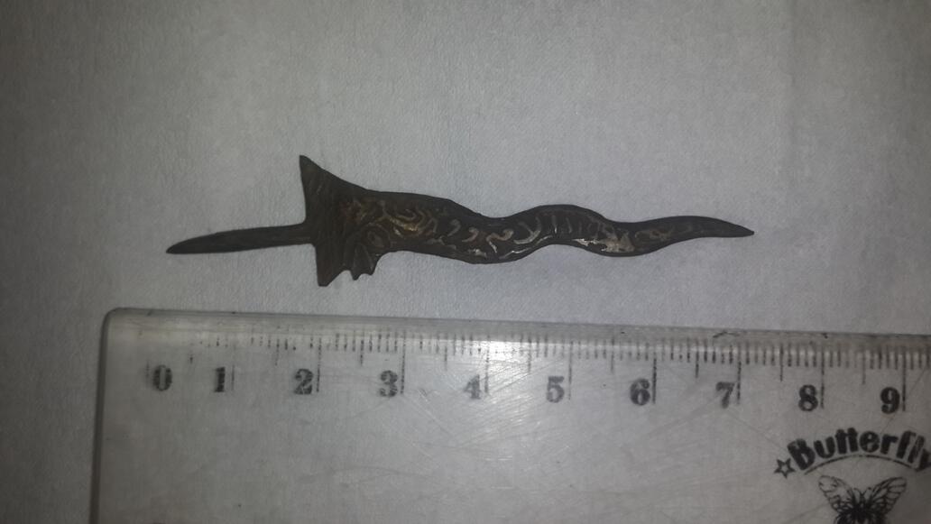 Tanya tentang keris di rumah ane.