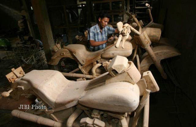 Keren gan, Tukang Kayu Peniru Bugatti