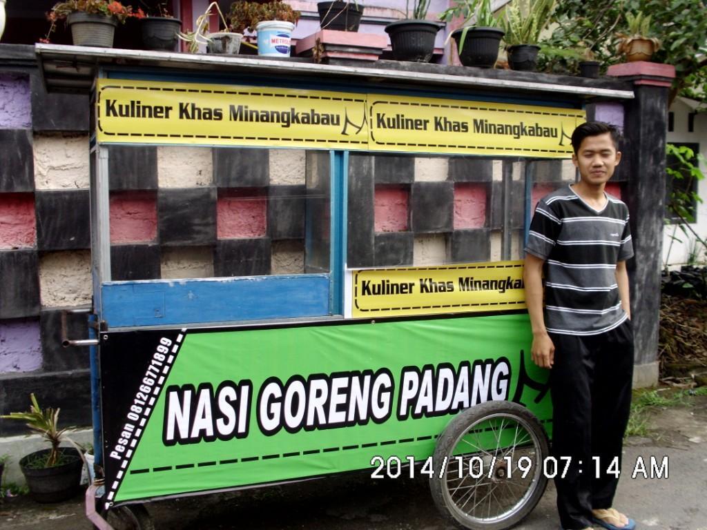 Download 4000 Gambar Gerobak Nasi Goreng Paling Baru HD