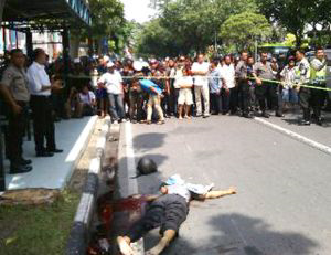 (Lokal) 27 Oktober 2014 Pekanbaru, Ditebas samurai