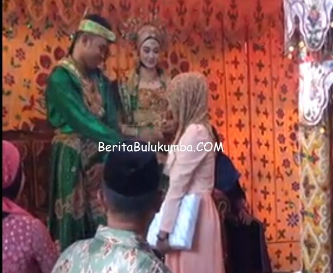 Inilah video detik-detik Risna berpelukan di nikahan Rais