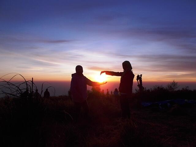 &#91;catper&#93; Bikepacker ke atas awan - puncak B29 Lumajang
