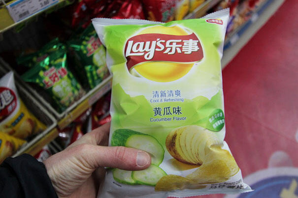 7 Rasa Keripik Kentang Paling Aneh di Dunia