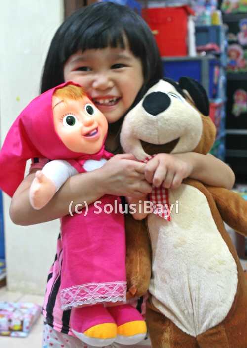 Terjual Boneka Masha dan 1 Boneka Beruang Marsha Ukuran 