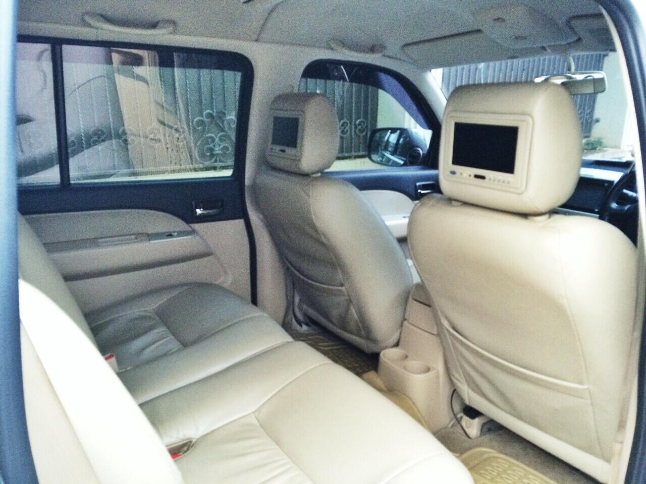 Ford everest matic 2010 disel 205Jt NeTT