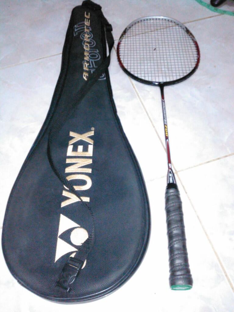 YONEX ARMOTEX 700