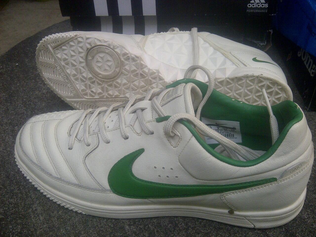 Sepatu Futsal Nike Street Gato / Streetgato White