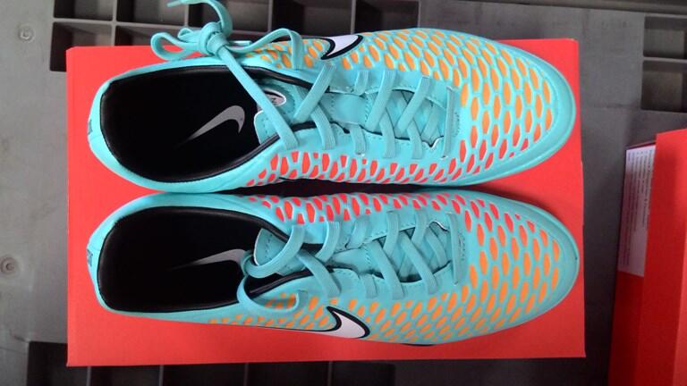 Sepatu futsal Nike Magista Onda IC ( Original )