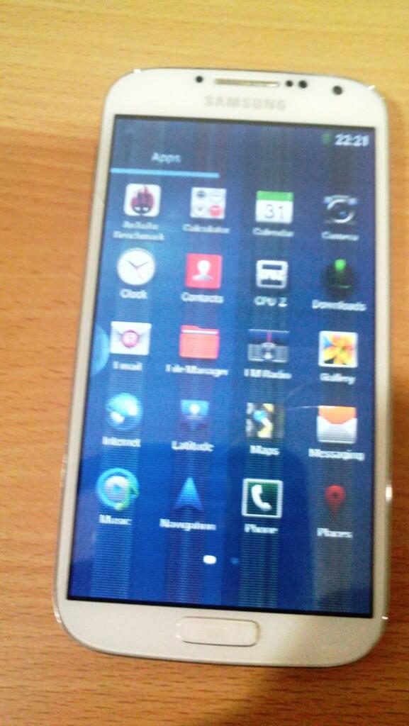 S4 MTK6589 LCD pecah mesin Normal jual apa adanya utk part