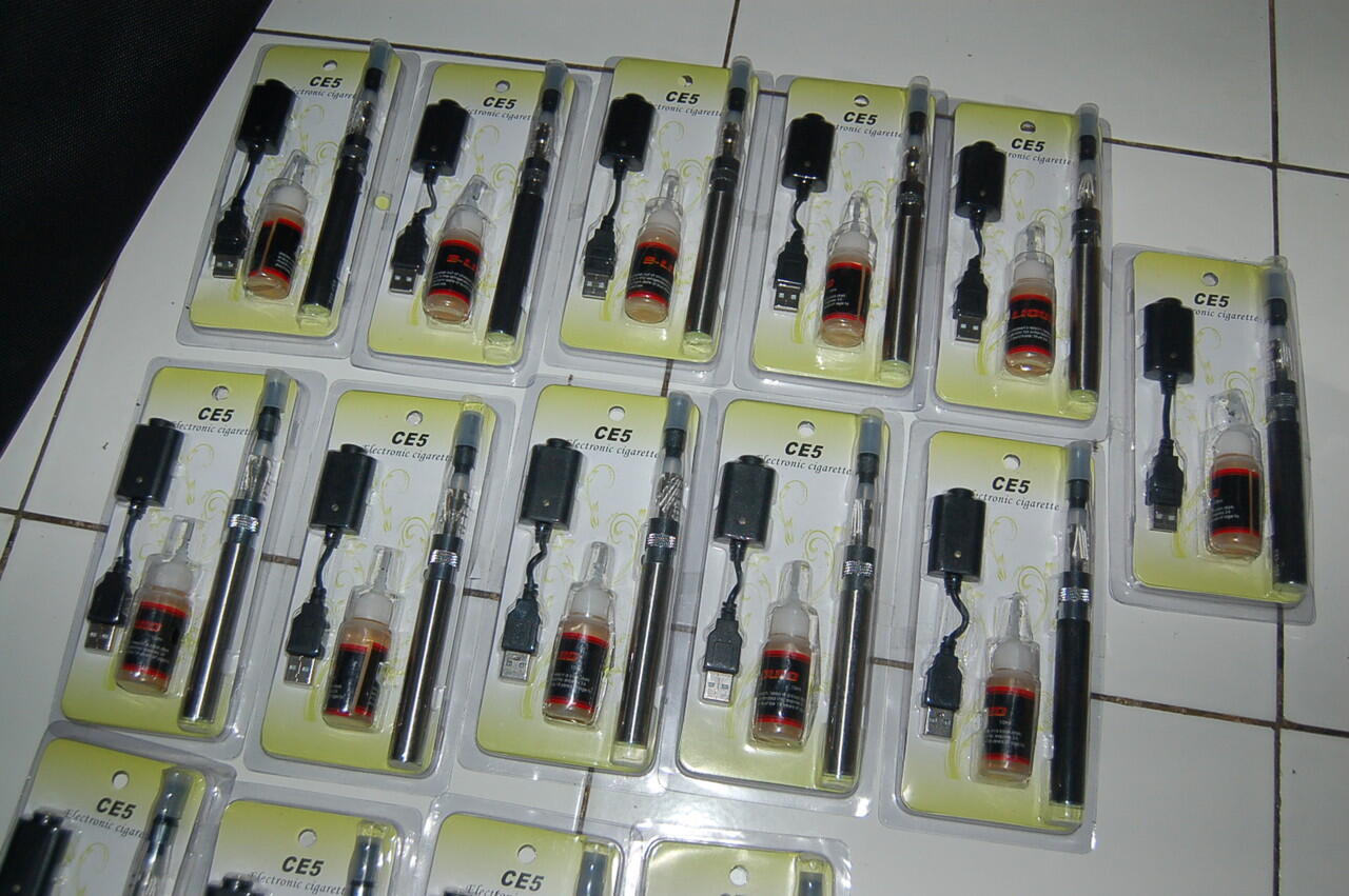 vaporizer EGO CE-5 1100mah grade A,obralll aja....tgl 16unit,murahhhh