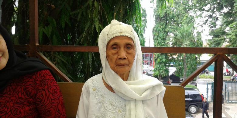 Hakim Menangkan Nenek Fatimah