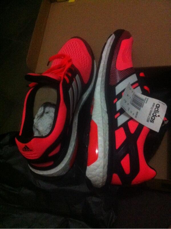 Adidas Energy Boost bukan ZX