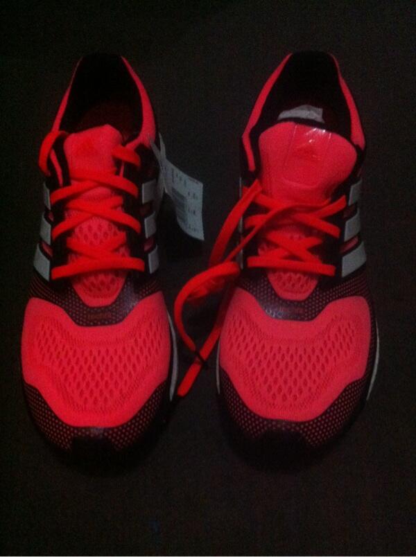 Adidas Energy Boost bukan ZX