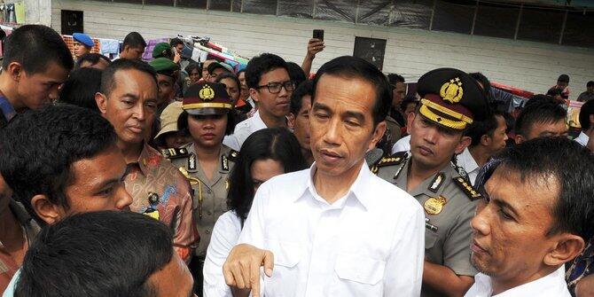 (Panasbung kocar kacir)Jokowi diperiksa soal kasus Obor Rakyat di rumdin gubernur DKI
