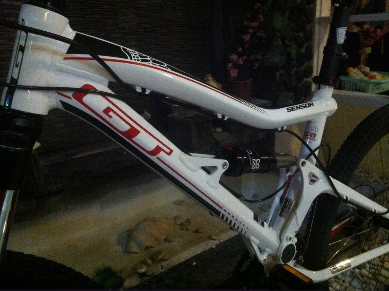 Terjual Fullbike GT Sensor 4.0 (Brand 