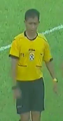 Yang suka bola &lt;&lt;Masuk