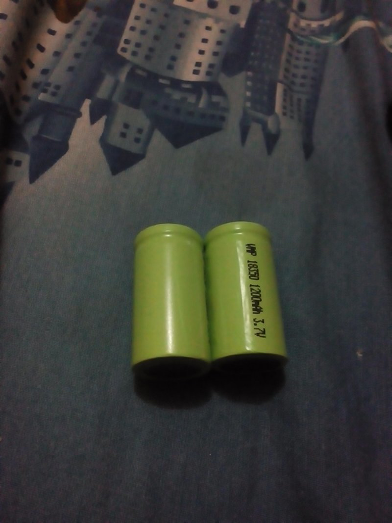 Batterai 18350