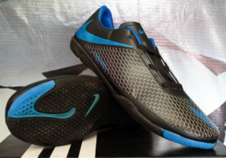 MUMER! Sepatu Futsal Mizuno, adidas, nike, puma