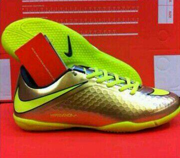 MUMER! Sepatu Futsal Mizuno, adidas, nike, puma