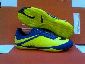 MUMER! Sepatu Futsal Mizuno, adidas, nike, puma
