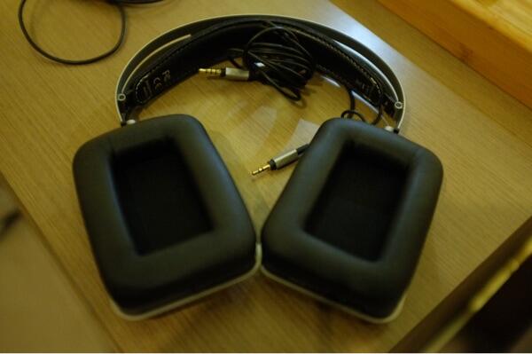 HEADPHONE NOISE CANCELING HARMAN KARDON NC
