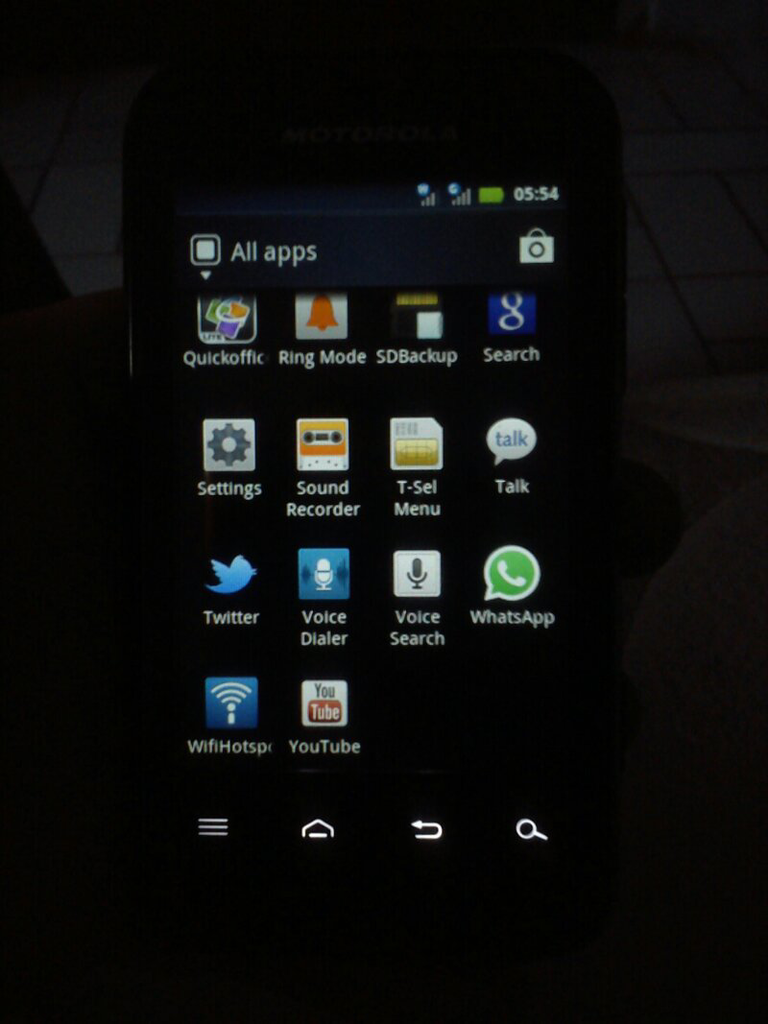 motorola xt321 tahan air dan debu murmer gan
