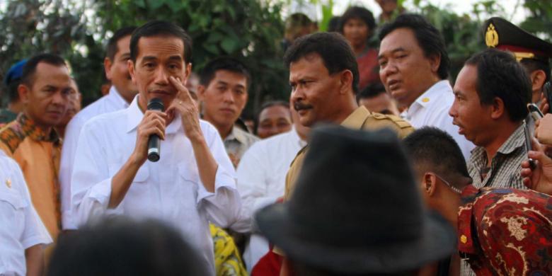 Jokowi Urusi Paku dan Seng di Sinabung, ke Mana Gubernur dan Bupati?