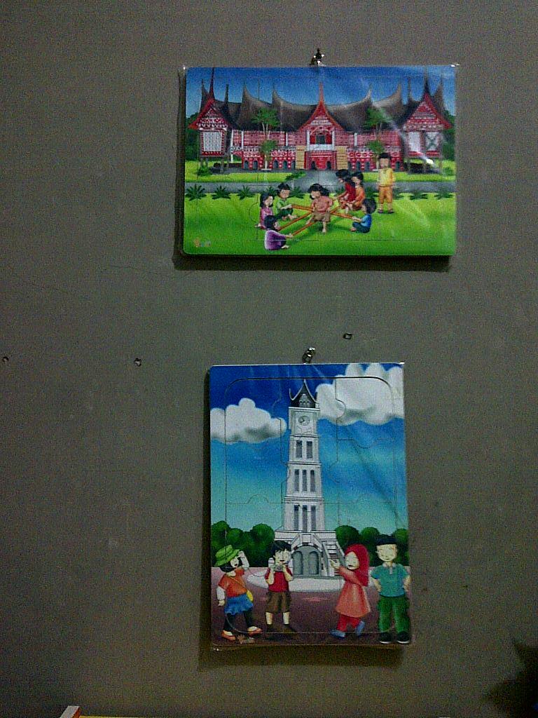 Budaya Minangkabau dalam bentuk Puzzle
