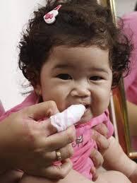 Cara Mudah Merawat Gigi Anak
