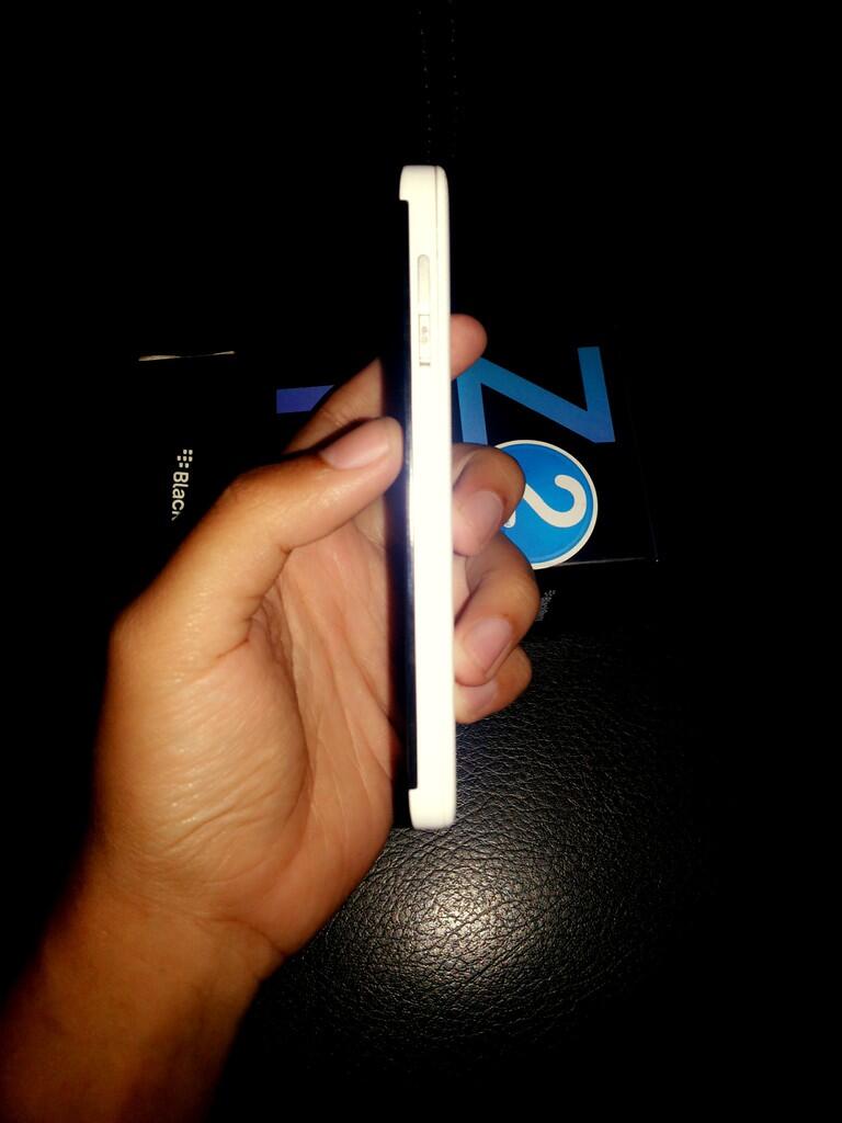 Blackberry Z10 GRS CTN Bandung
