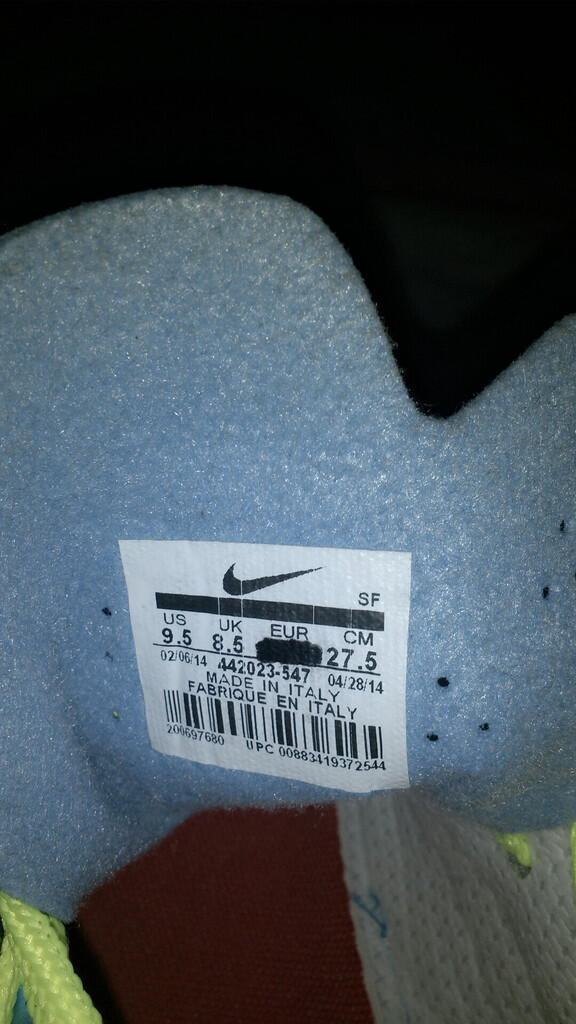JUAL SEPATU FUTSAL MAGISTA