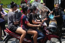 FESTIVAL SONKRAN DI THAILAND