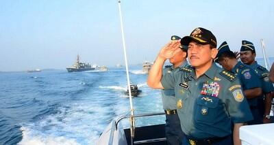 &#91;Berita SUSI&#93; TNI AL Bantu Menteri Susi Sikat Illegal Fishing