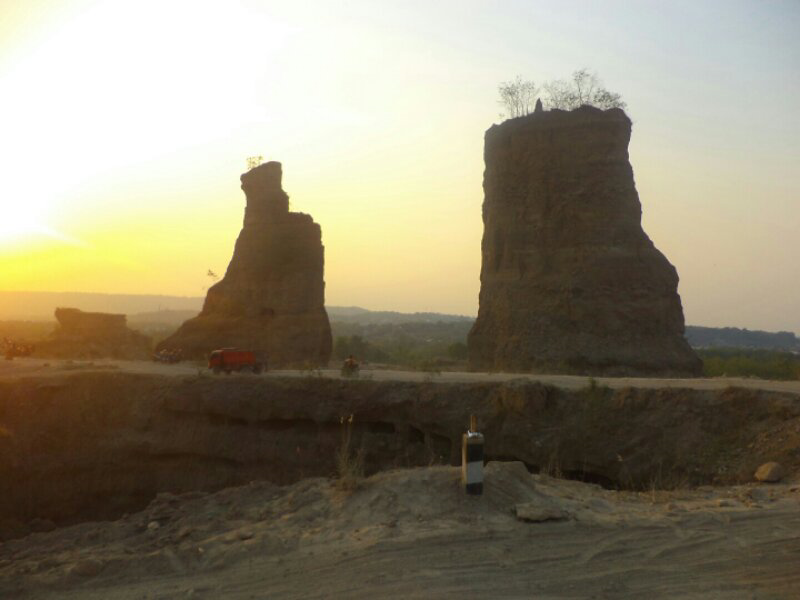 Amazing Bukit Padas Brown Canyon Semarang Jateng (Indonesia Banget)