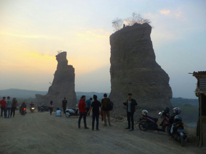 Amazing Bukit Padas Brown Canyon Semarang Jateng (Indonesia Banget)