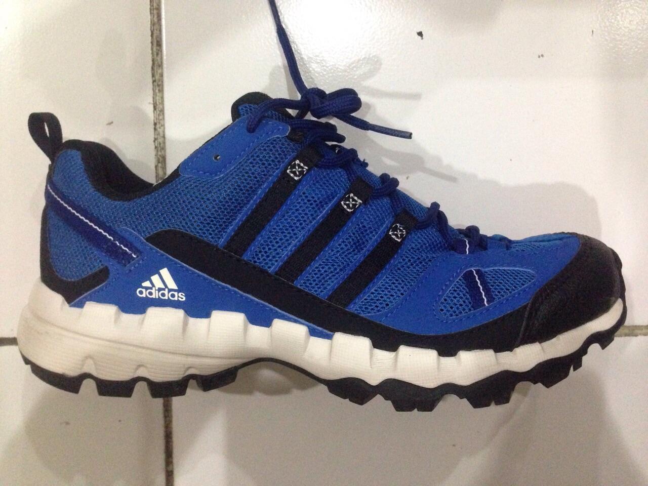 WTS Sepatu ADIDAS AX 1 Size 6.5 / 39.5 100% ORI & NEW