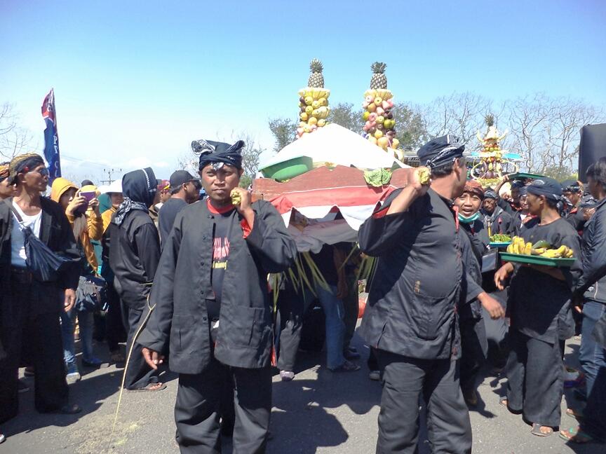 &#91;FR&#93; Festival Kelud - Ritual Sesaji Kelud dan Kirab 1000 Tumpeng