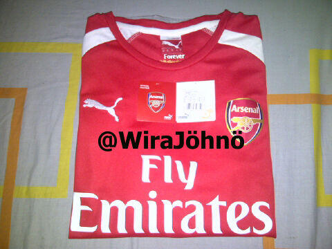 WTS Arsenal Home 14/15 #17 Alexis (Community Shield) & Home 12/14 #10 Wilshere (UCL)
