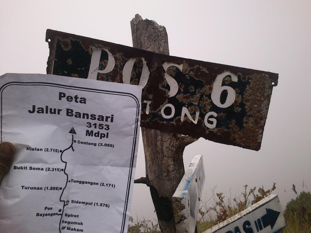 Solo Hikking Sindoro via Bansari 1 suro