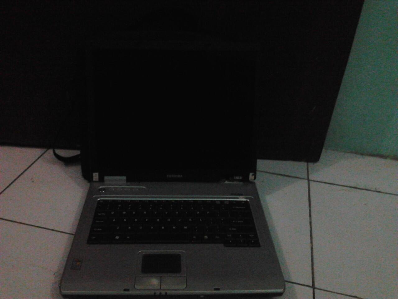 Laptop Toshiba Satelite Murah.... Surabaya
