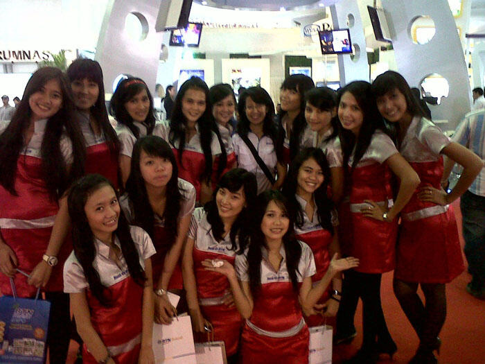 Serba - Serbi Sales Promotion Girls