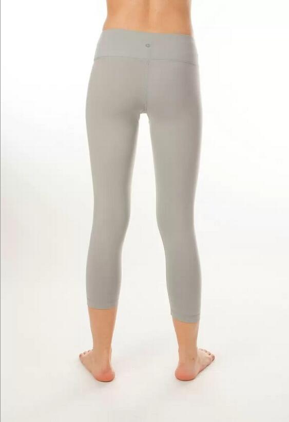 SWEATER+KAOS KERAH COLUMBIA,KAOS+HOODIE UNDER ARMOUR,KAOS YOGA PILATES DLL