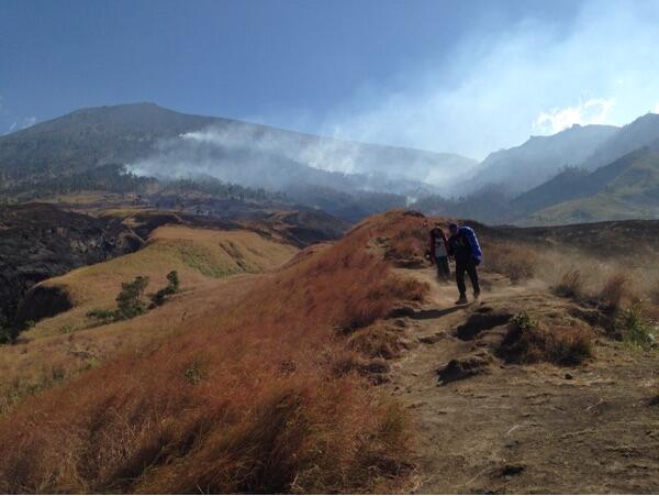 API DI PUNGGUNG RINJANI