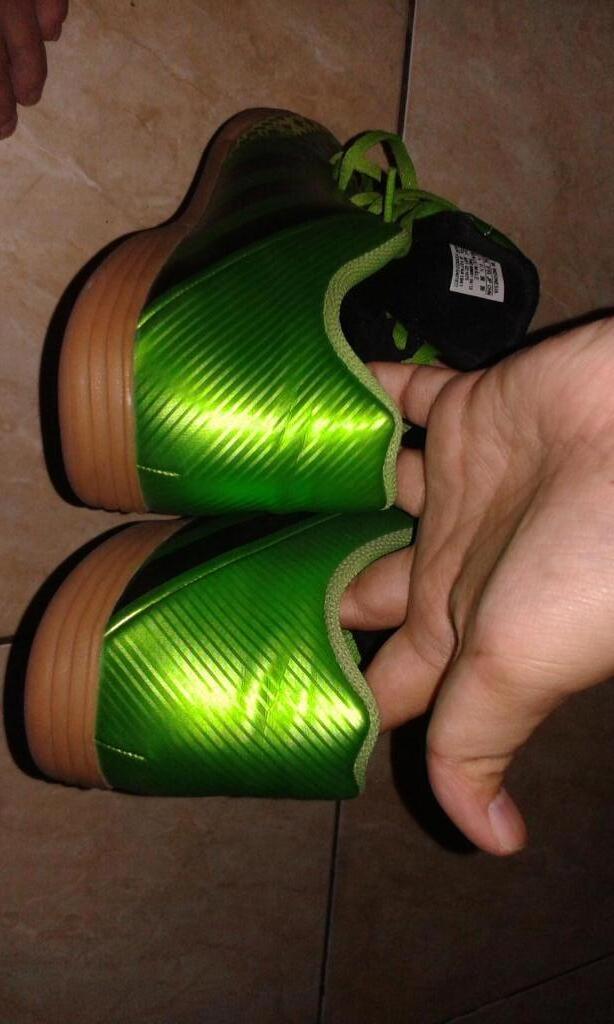 Jual cepat butuh sepatu futsal ADIDAS PREDATOR PREDITO LZ TRX!!ORIGINAL