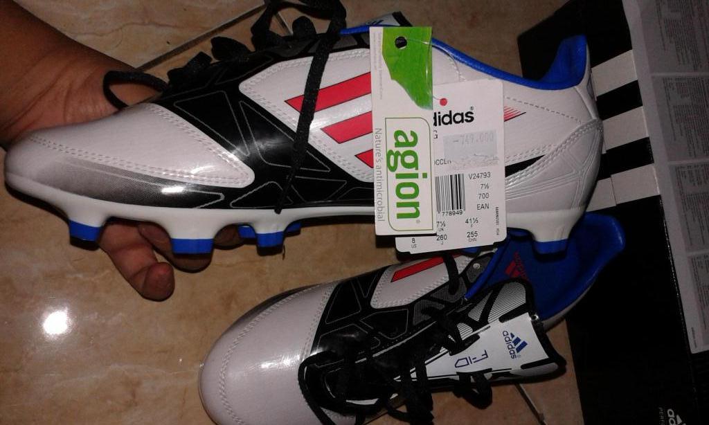 Jual cepat butuh sepatu sepakbola ADIDAS F10 TRX FG ORIGINAL, MURMER!!