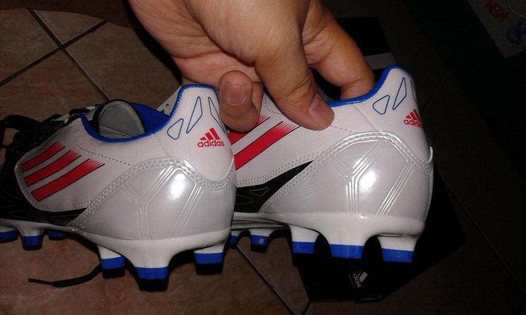 Jual cepat butuh sepatu sepakbola ADIDAS F10 TRX FG ORIGINAL, MURMER!!