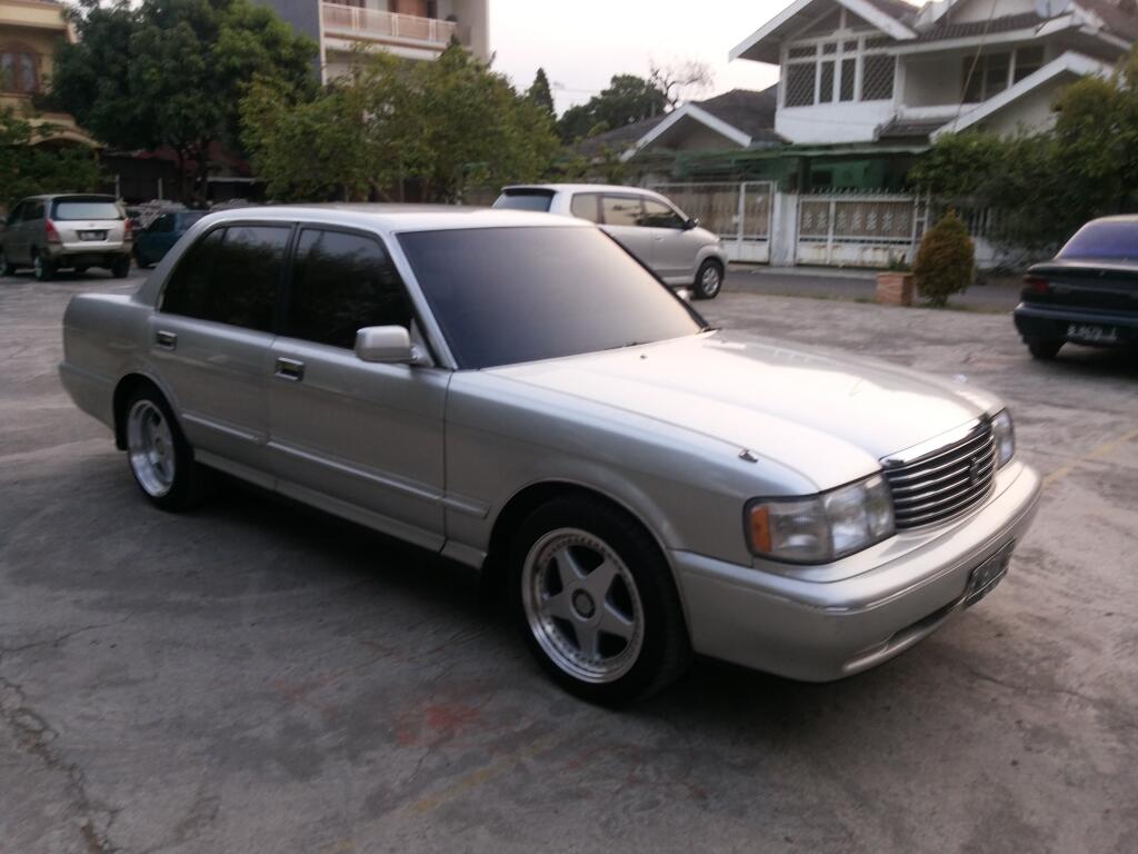 Toyota Crown RS 92 Restorasi dengan Genuine Parts Toyota