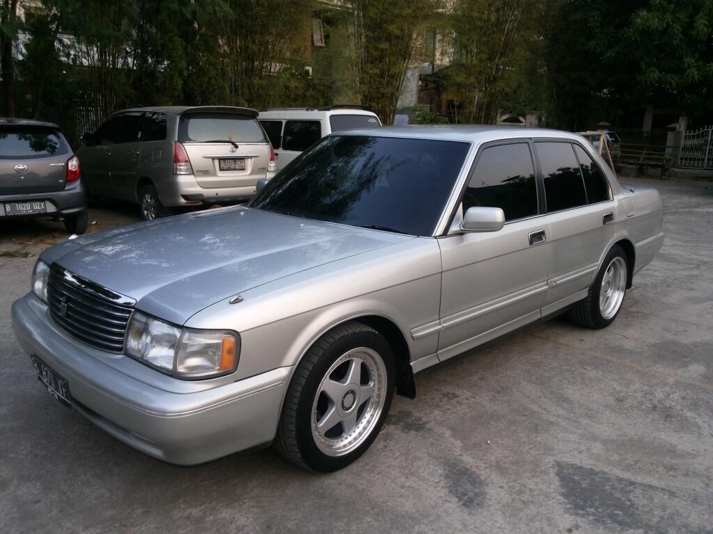 Toyota Crown RS 92 Restorasi dengan Genuine Parts Toyota