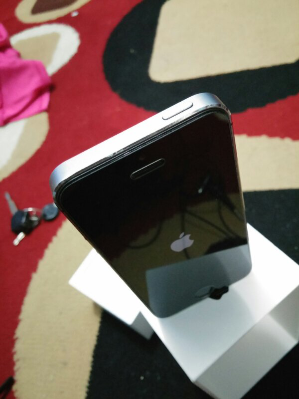 iPhone 5s 16 gb black mulus fullset ori