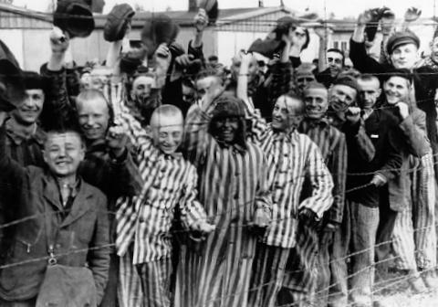 Foto Pembataian NAZI Terbesar di Dunia